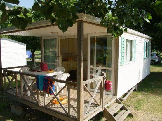 Stacaravan MERCURE - 25m² + 5 m² het terras- 2 Slaapkamers