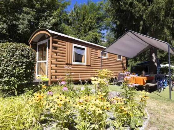 Ongewone Premium Pipowagen Arizona 1 slaapkamer 17m²