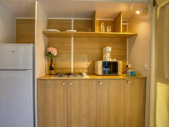 Stacaravan Tit'home zeildoek en terras - 2 slaapkamers - zonder sanitair