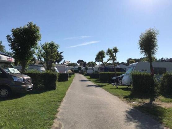 Pakket standplaats + 1 auto + elektriciteit