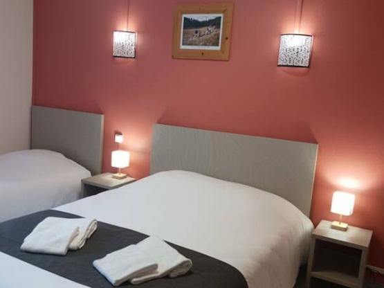 11/ slaapkamer voor 2 of 3 personen