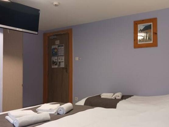 24 / slaapkamer voor 2 of 3 personen