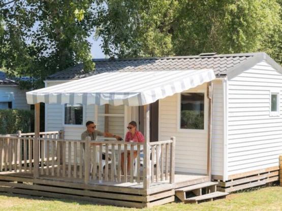 Stacaravan 18.6m²  (1 slaapkamer) + terras + TV