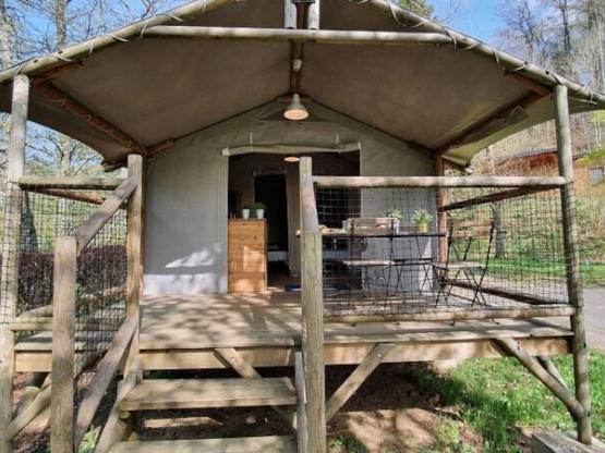 Ecolodge CONFORT  23 m² (2 kamers) + overdekt terras - zonder privé sanitair