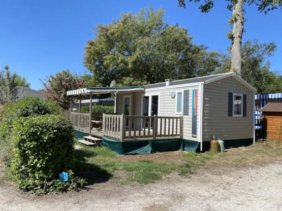 Stacaravan  Confort+ 28m² (2 slaapkamers) Half-schaduwrijk terras