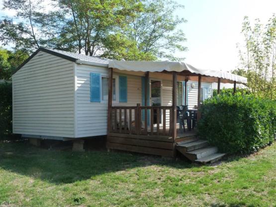 Stacaravan 3 kamers + overdekt terras 14m²