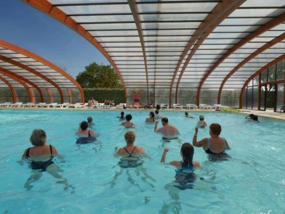 Standplaats : auto + tent / caravan of kampeerauto