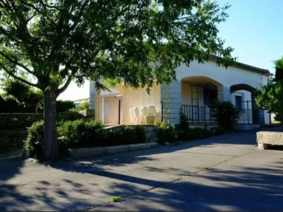 VILLA Premium Aristée 6  slaapkamers  - TV + LV + 2 badkamers +  Privé zwembad