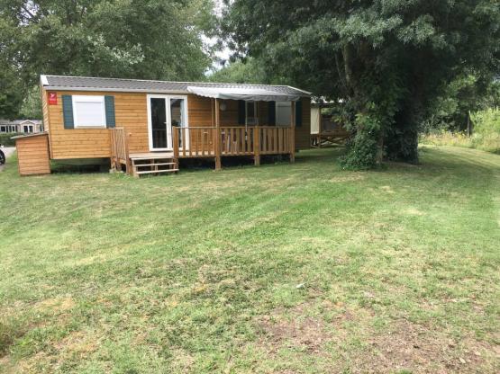 Stacaravan Premium 4 kamers 40m² + Half-schaduwrijk terras + TV