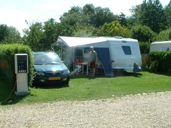 Comfort Standplaats met elektriciteit 8A