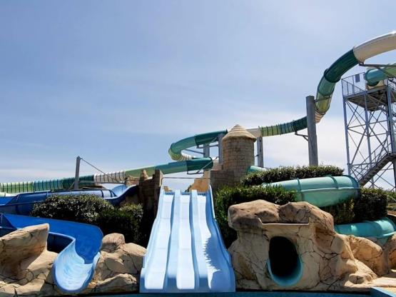 Stacaravan COMFORT 2 slaapkamers, 28m² voor maximaal 4 personen