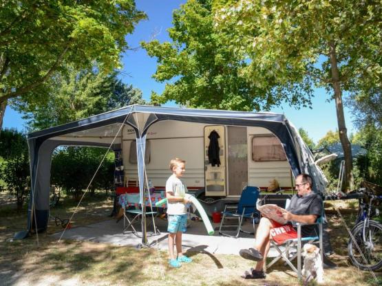 Pakket: standplaats + auto + caravan