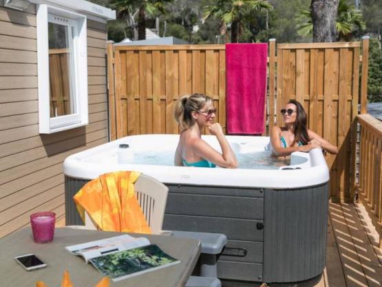 Cottage Zen Luxe - 2 slaapkamers - airconditioning, tv, spa