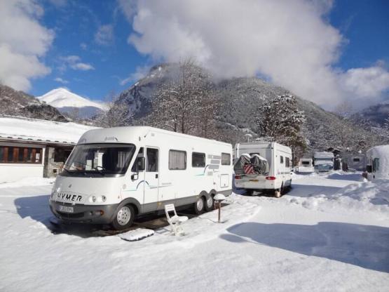 Camper locatie met elektriciteit