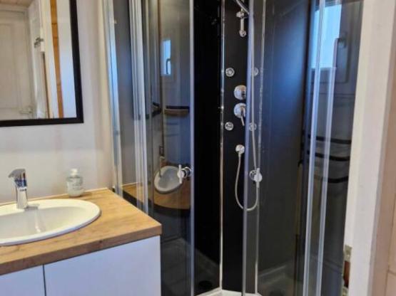 Chalet JONQUILLE- 2 slaapkamers - overdekt terras -