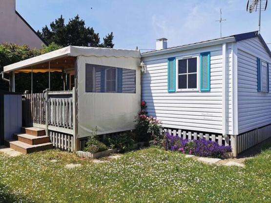 Mobil-home N°2 29m² Terraza semi-cubierta