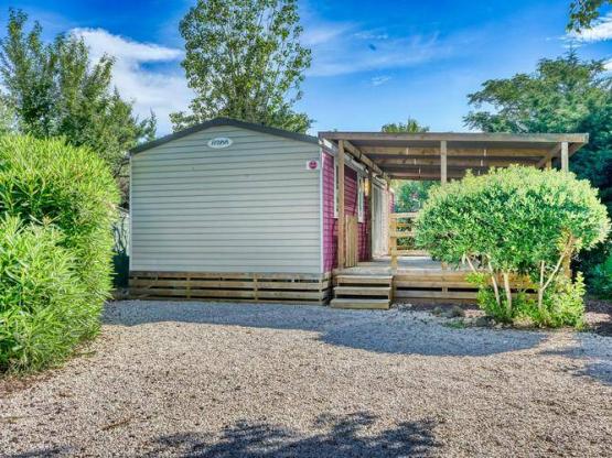 Stacaravan LUXE (airconditioning + tv + Vaatwasser)