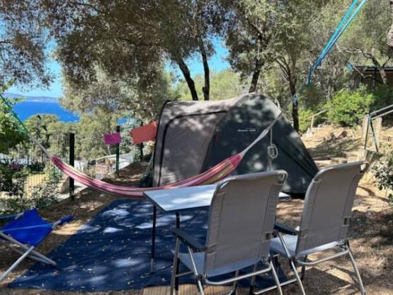 Grote Standplaats: tent + elektriciteit inbegrepen: 105 4-sterrenplaatsen