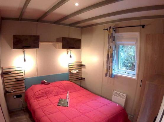 Chalet Premium 35m² / 3 slaapkamers - Overdekt terras - Gratis Wifi - BBQ - Afwasmachine