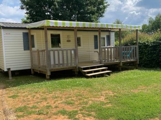 Stacaravan 3 slaapkamers overdekt terras