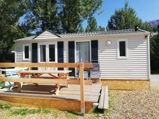 Stacaravan Confort 32m² - 2 slaapkamers + TV