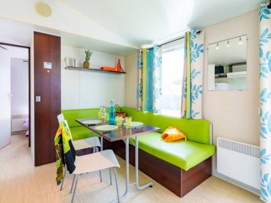 Stacaravan Escapade 24m² - 2 slaapkamers  + televisie