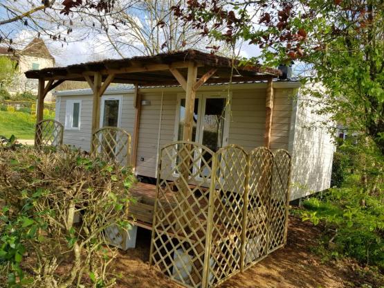 Stacaravan 2 slaapkamers PADIRAC LUXE 30 m2 + Half-schaduwrijk terras