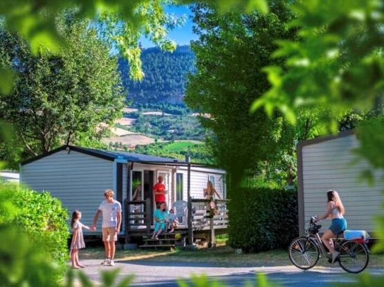 Stacaravan 2 slaapkamers Les Fleurines