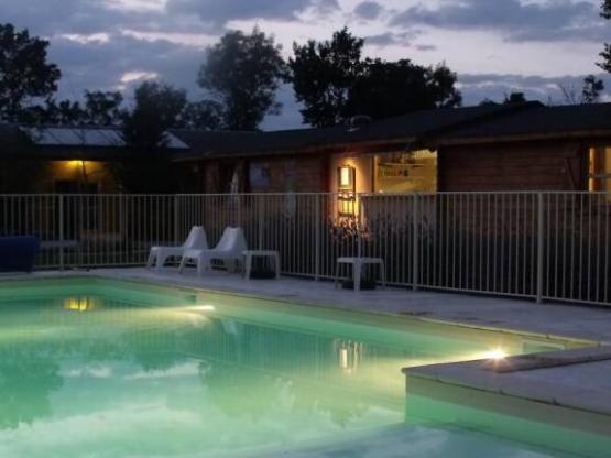 Forfait Simple : emplacement tente ou caravane sans électricité + véhicule