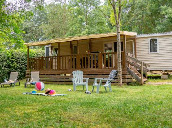 Stacaravan PREMIUM+ 6pers / 3 slaapkamers, 2 badkamers - airconditioning, lakens