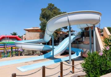 Camping La Pinède