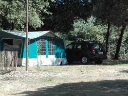 COMFORT PACKAGE (Tent or caravan pitch + 1 car + Electricity)